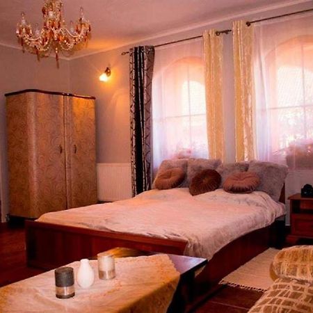 Appartement Apartman Anna à Veľký Slavkov Extérieur photo